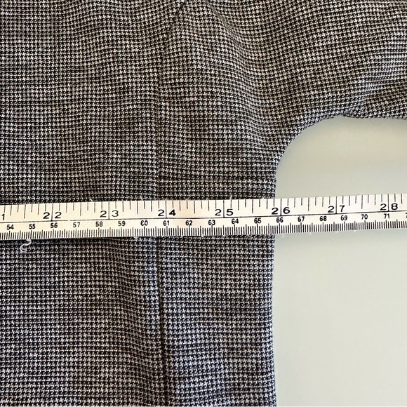 Banana Republic | Black & White Collarless Blazer | Size XL - Picture 15 of 16